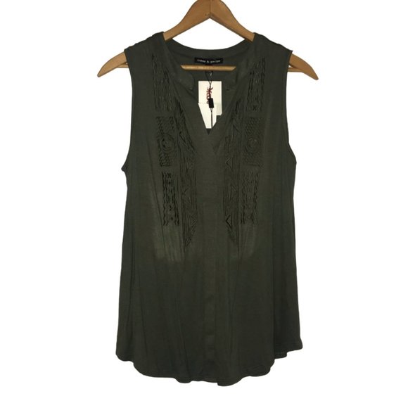 Cable & Gauge Tops - 2/$25 {Cable & Gauge} NWT Green Tank Top